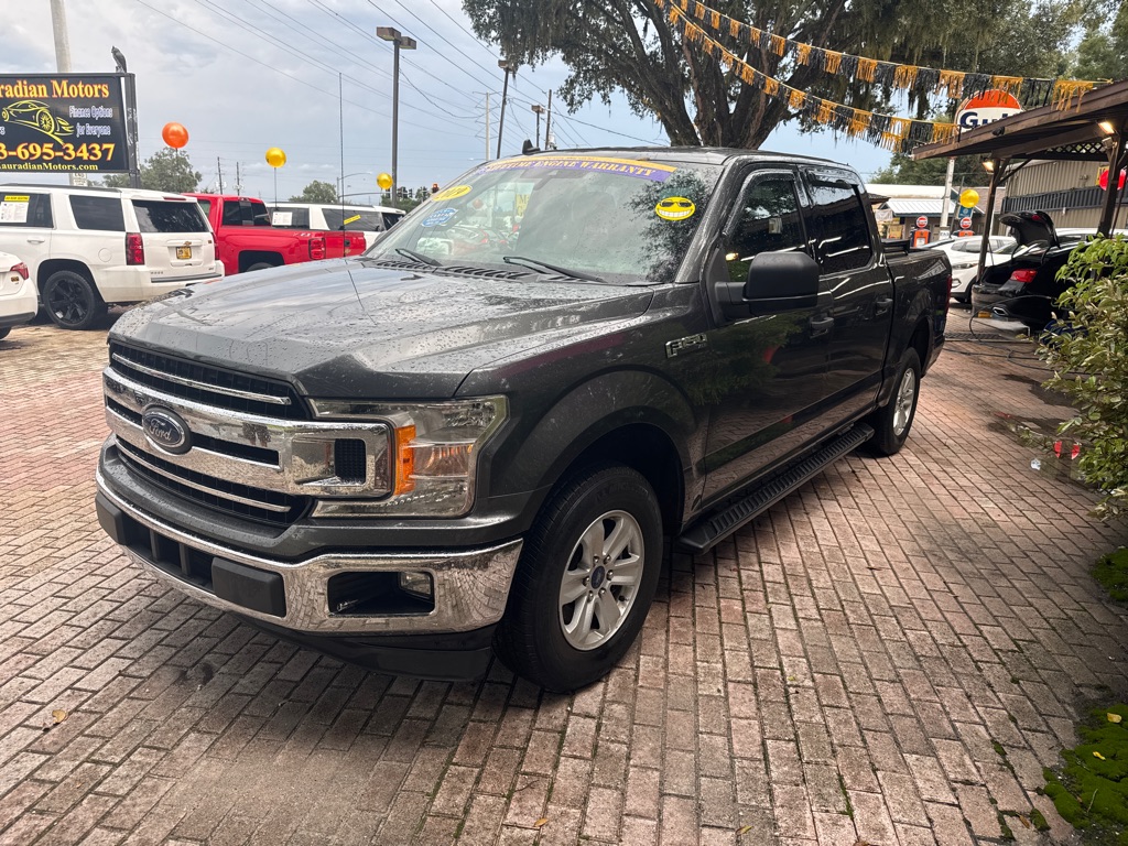 Photo 3 of this FORD F150