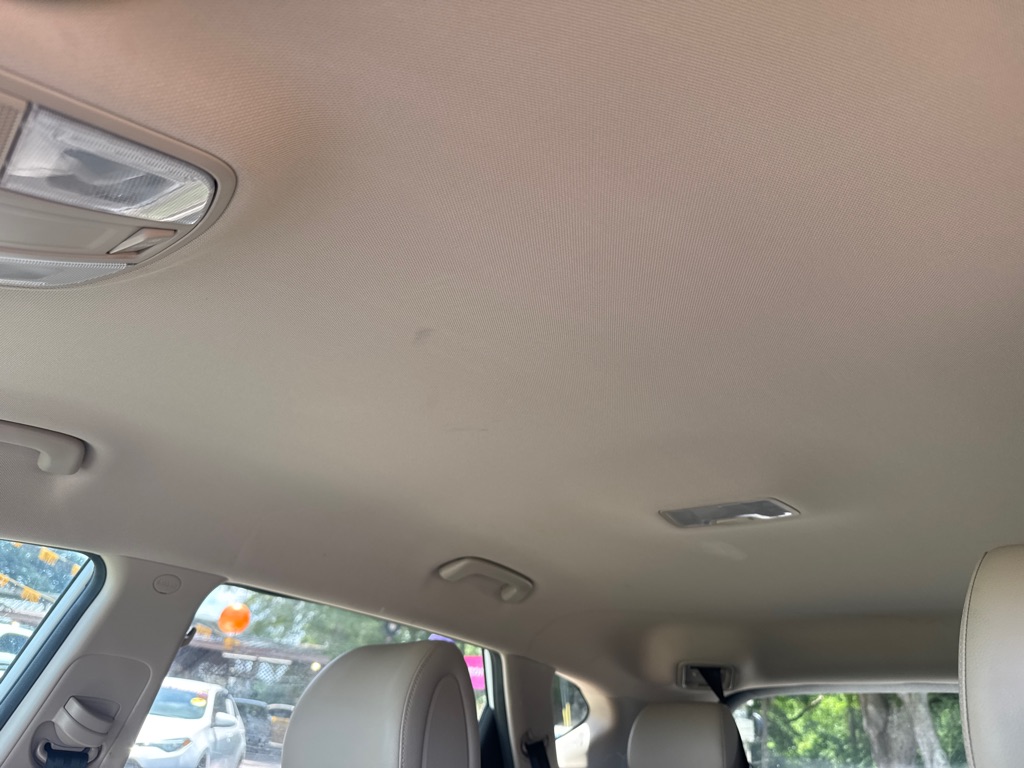Photo 42 of this HYUNDAI TUCSON