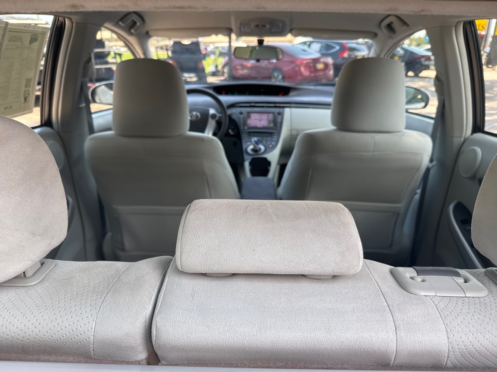 Photo 14 of this TOYOTA PRIUS
