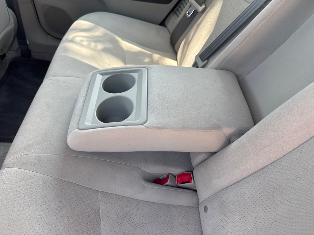 Photo 23 of this TOYOTA PRIUS