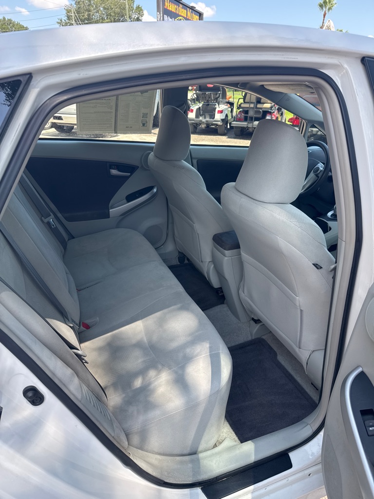 Photo 16 of this TOYOTA PRIUS
