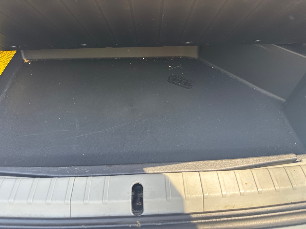 Photo 15 of this TOYOTA PRIUS