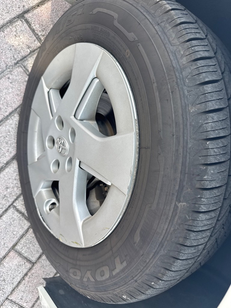 Photo 10 of this TOYOTA PRIUS