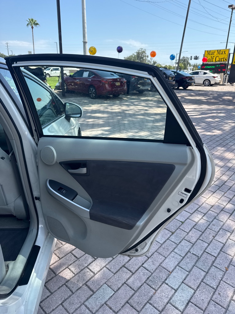 Photo 19 of this TOYOTA PRIUS