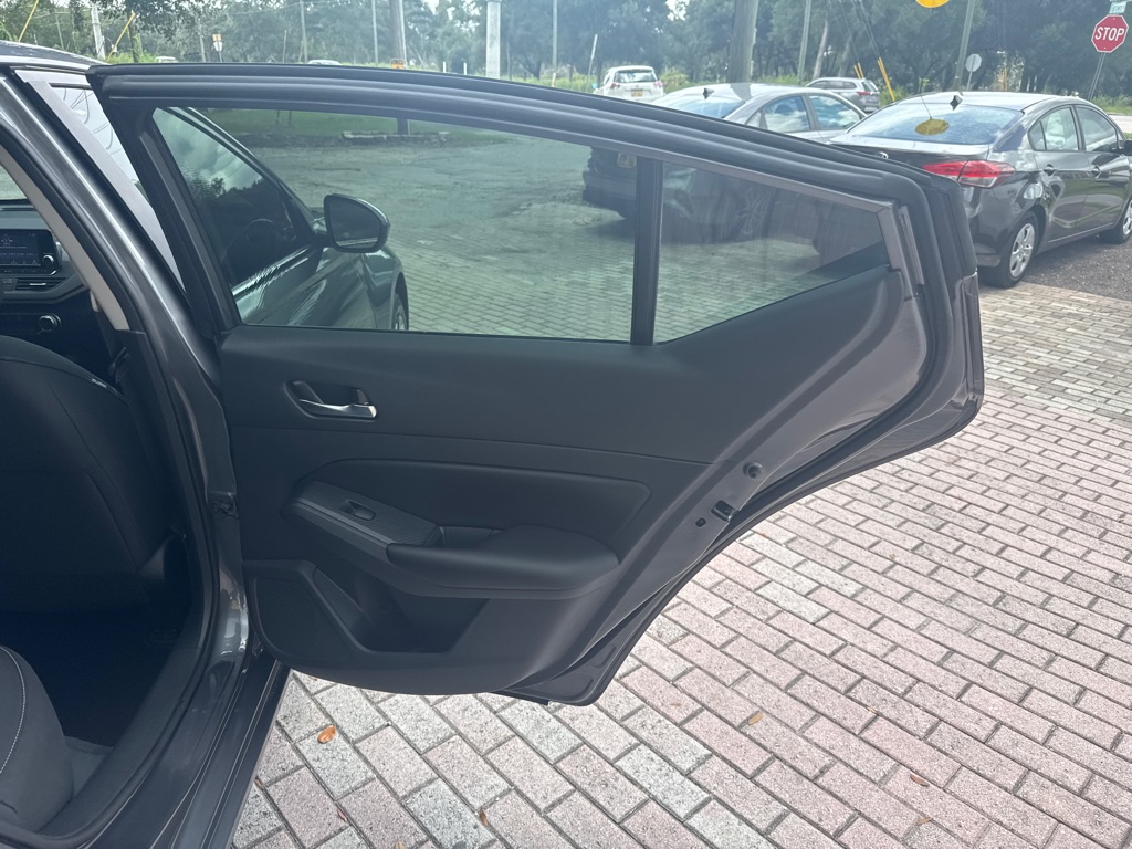 Photo 18 of this NISSAN ALTIMA