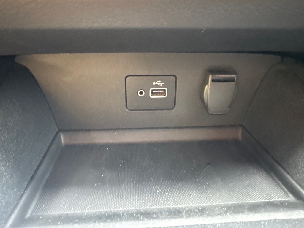 Photo 31 of this NISSAN ALTIMA