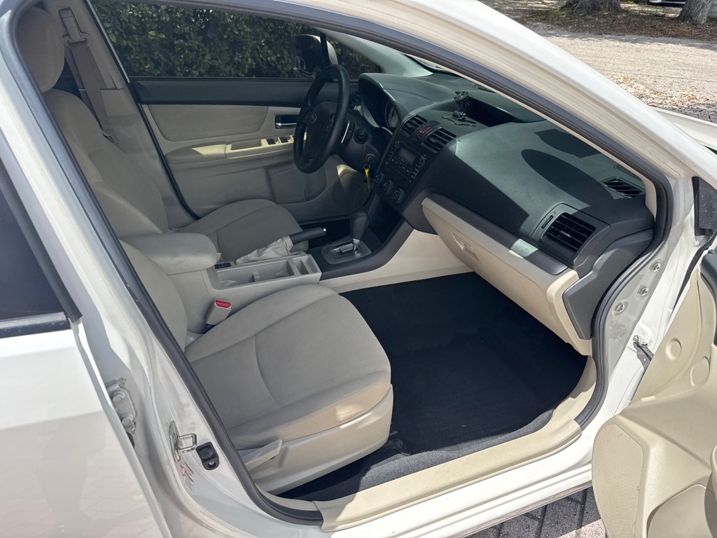 Photo 19 of this SUBARU IMPREZA