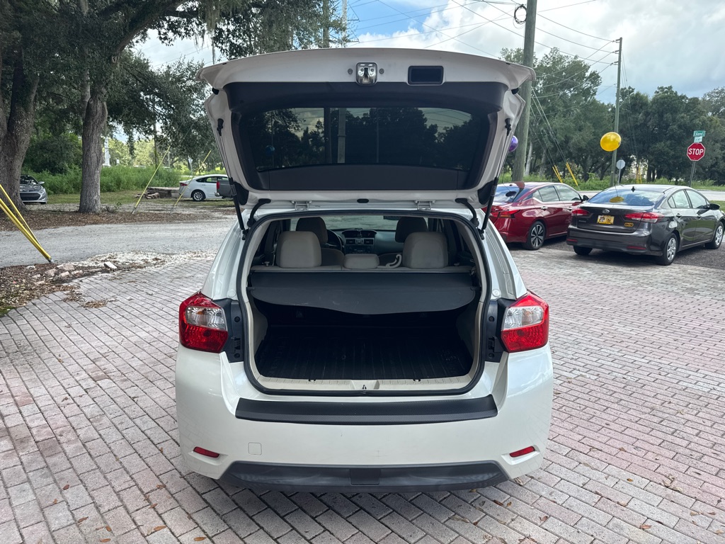 Photo 12 of this SUBARU IMPREZA