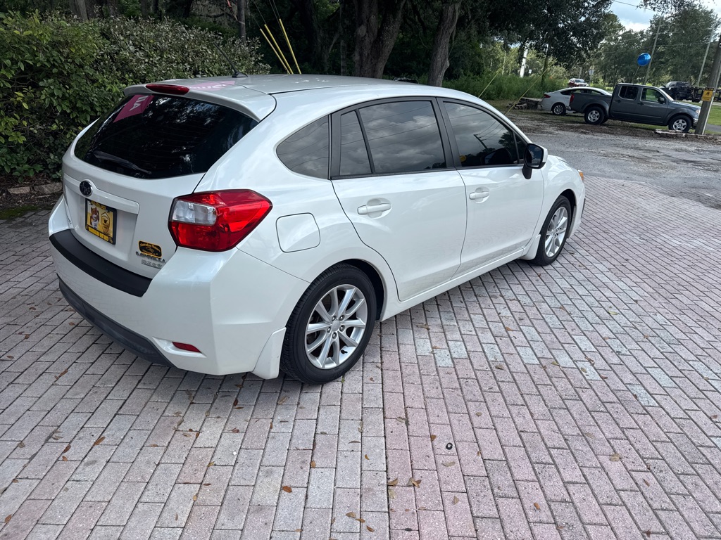 Photo 6 of this SUBARU IMPREZA