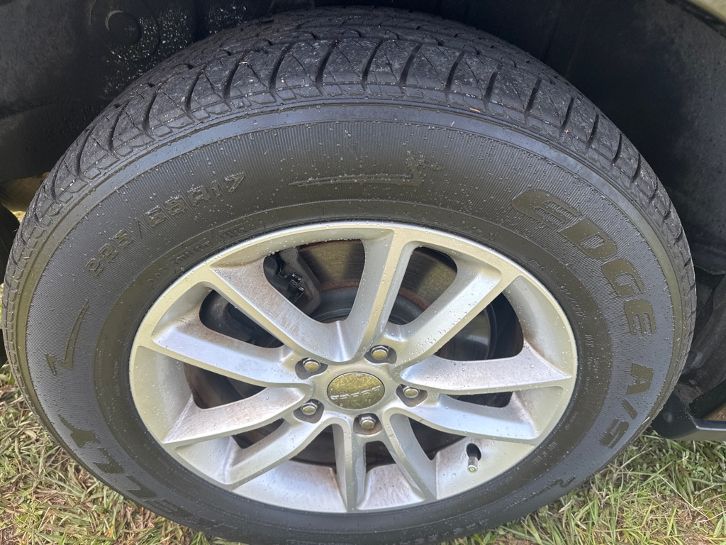 Photo 9 of this DODGE GRAND CARAVAN
