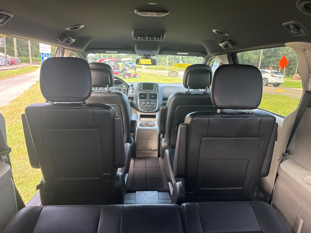 Photo 15 of this DODGE GRAND CARAVAN