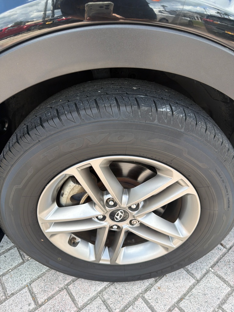 Photo 19 of this HYUNDAI SANTA FE SPORT