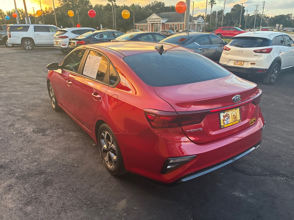 Photo 5 of this KIA FORTE