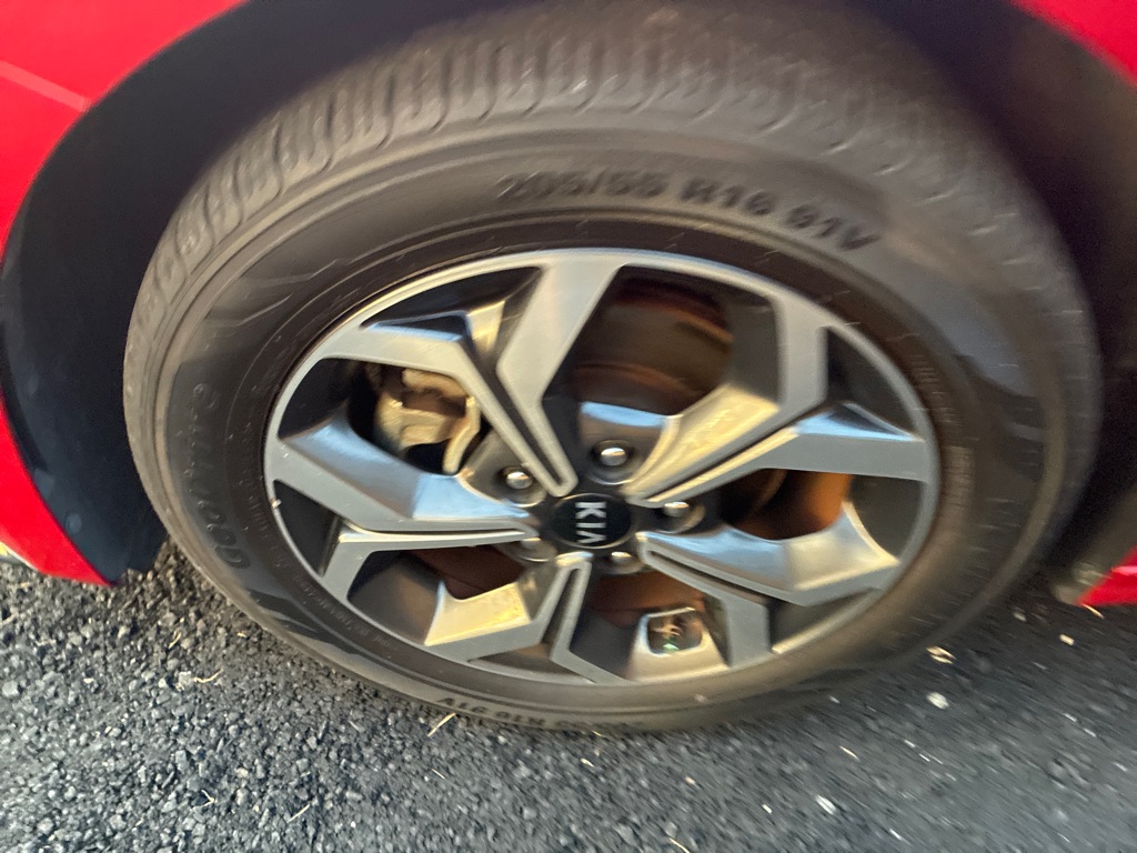 Photo 10 of this KIA FORTE