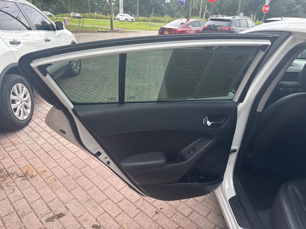 Photo 23 of this KIA FORTE