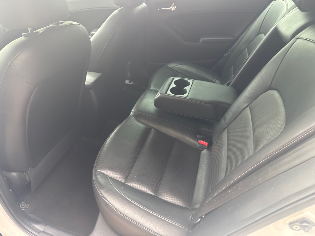 Photo 22 of this KIA FORTE