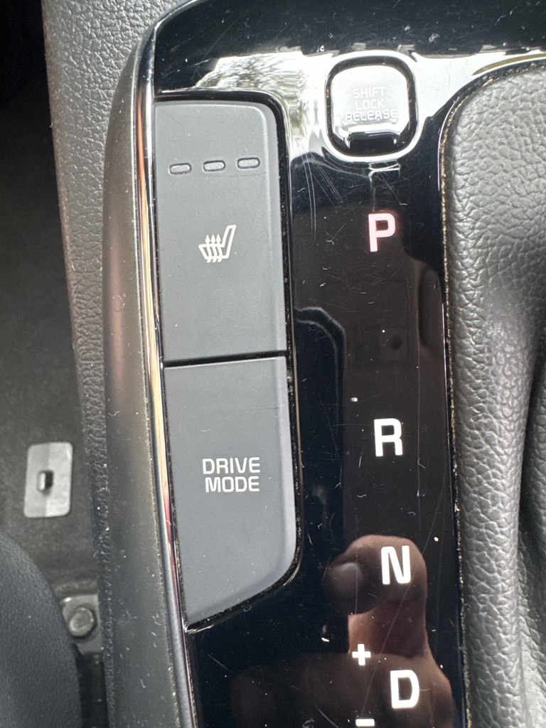 Photo 33 of this KIA FORTE