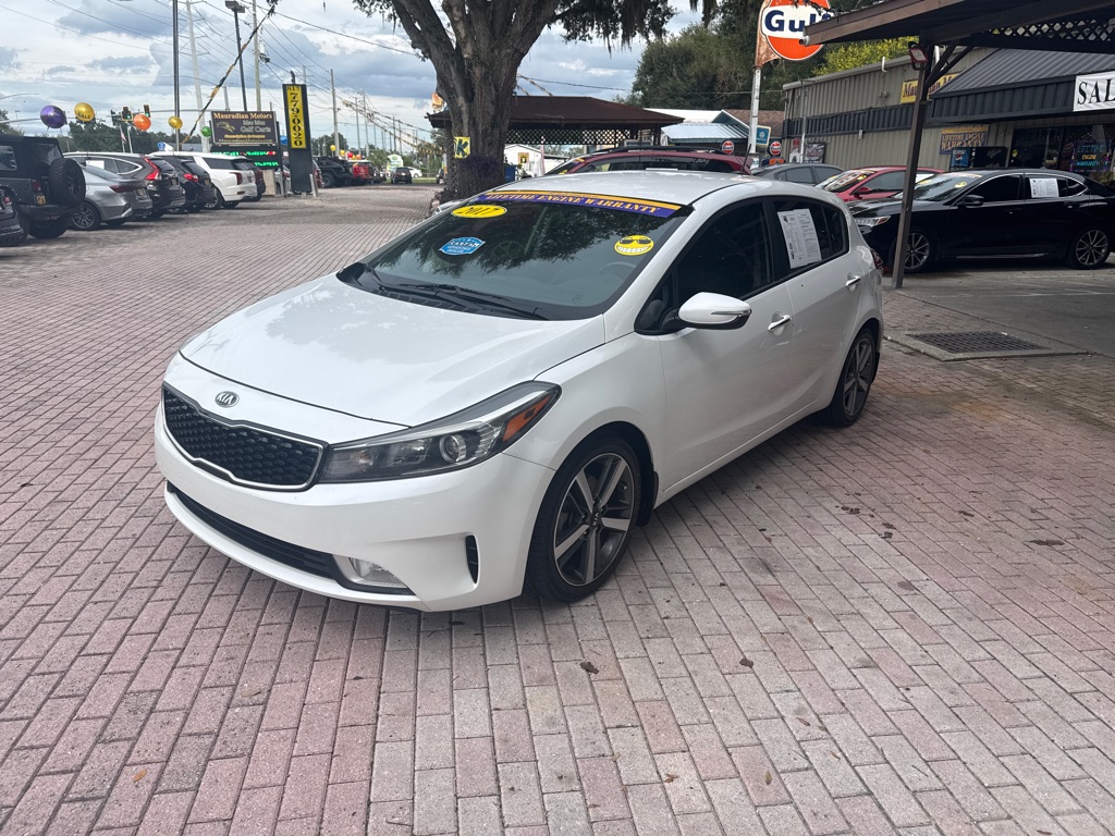 Photo 3 of this KIA FORTE