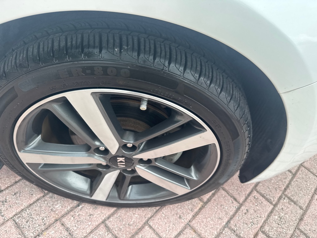 Photo 9 of this KIA FORTE