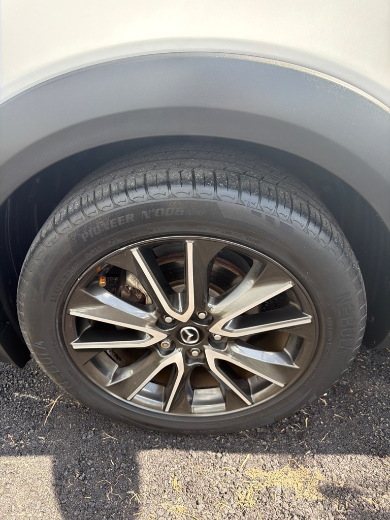 Photo 8 of this MAZDA CX-3
