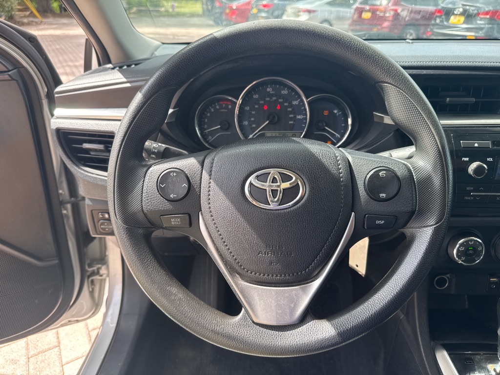 Photo 23 of this TOYOTA COROLLA