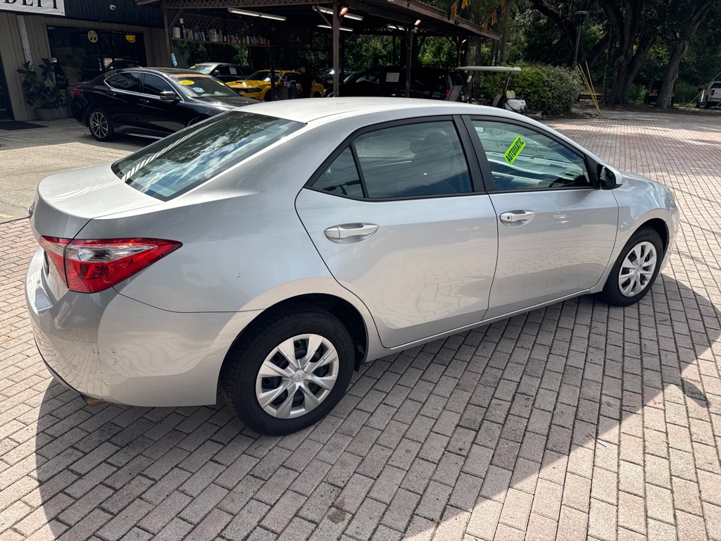 Photo 7 of this TOYOTA COROLLA