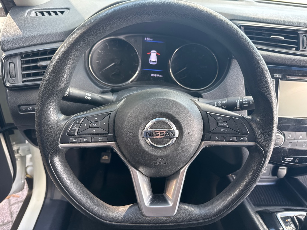 Photo 19 of this NISSAN ROGUE