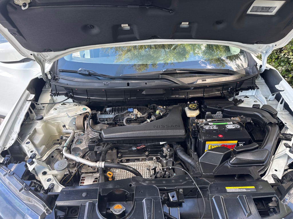 Photo 24 of this NISSAN ROGUE