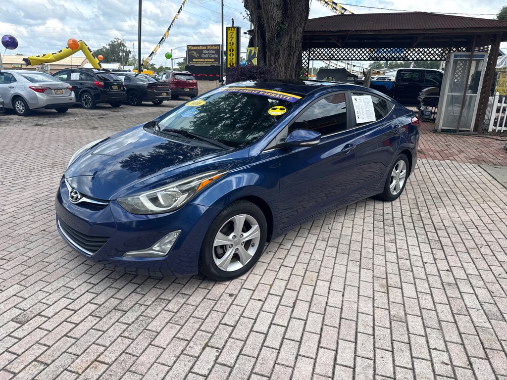 Photo 3 of this HYUNDAI ELANTRA