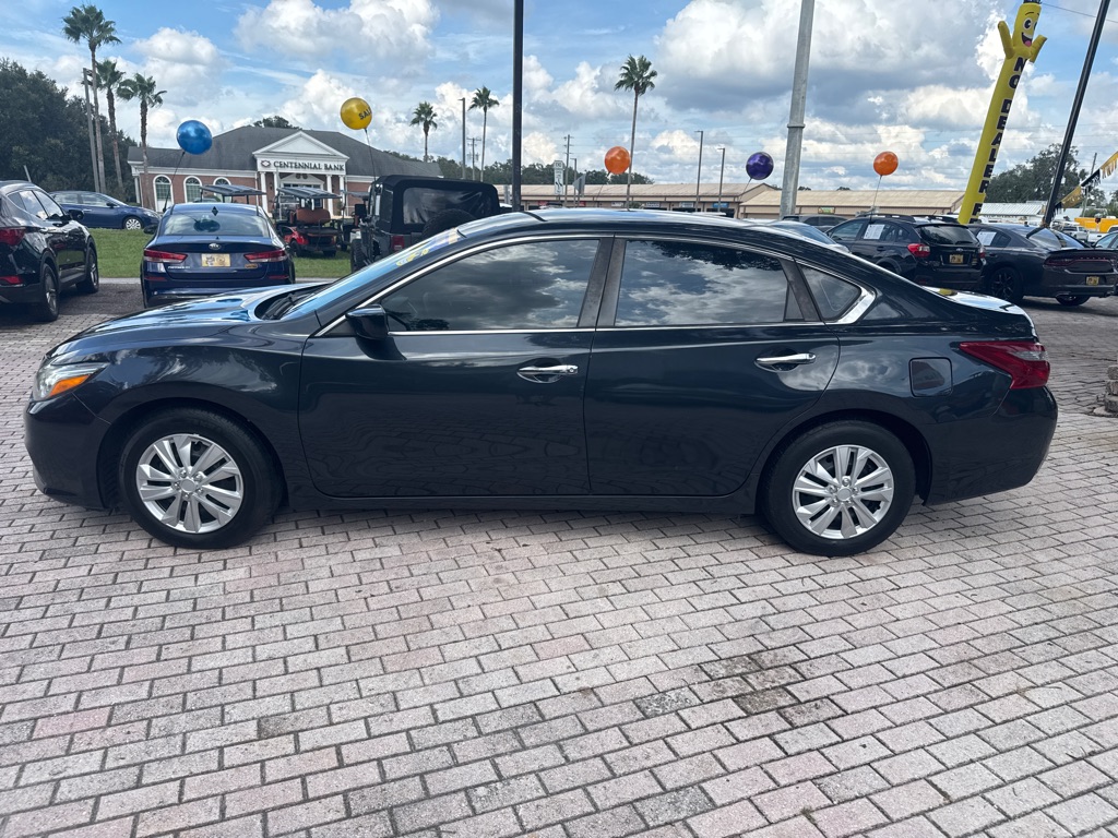 Photo 4 of this NISSAN ALTIMA