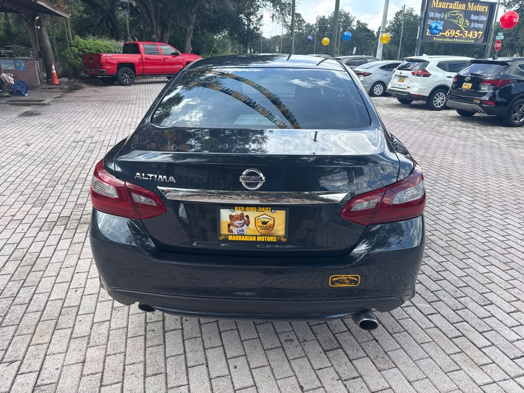 Photo 6 of this NISSAN ALTIMA