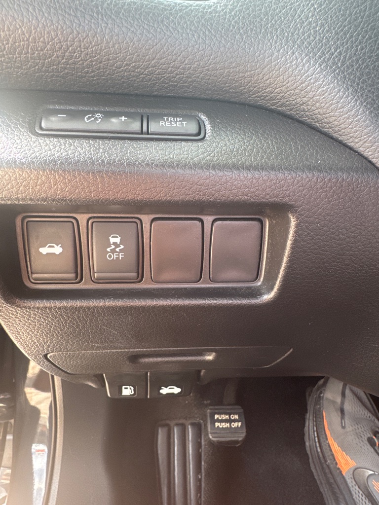 Photo 28 of this NISSAN ALTIMA