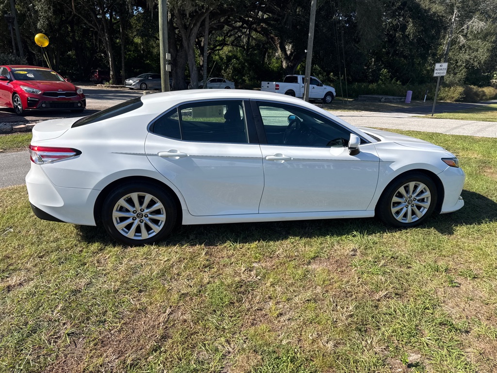 Photo 8 of this TOYOTA CAMRY