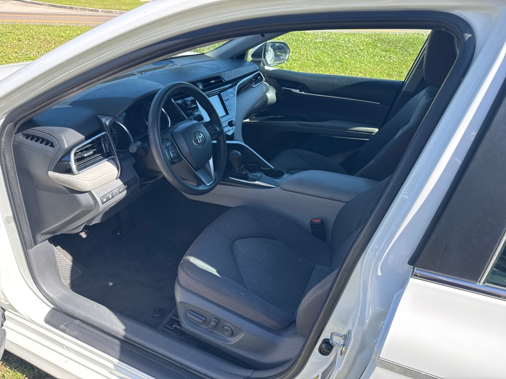 Photo 22 of this TOYOTA CAMRY