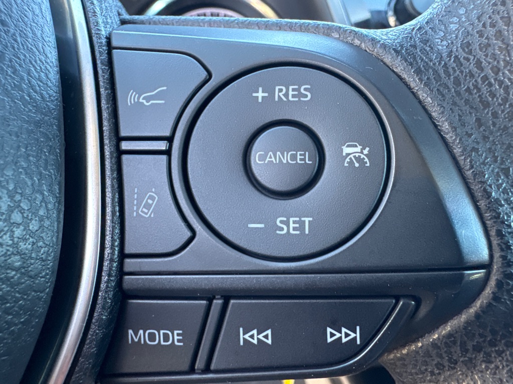 Photo 27 of this TOYOTA CAMRY