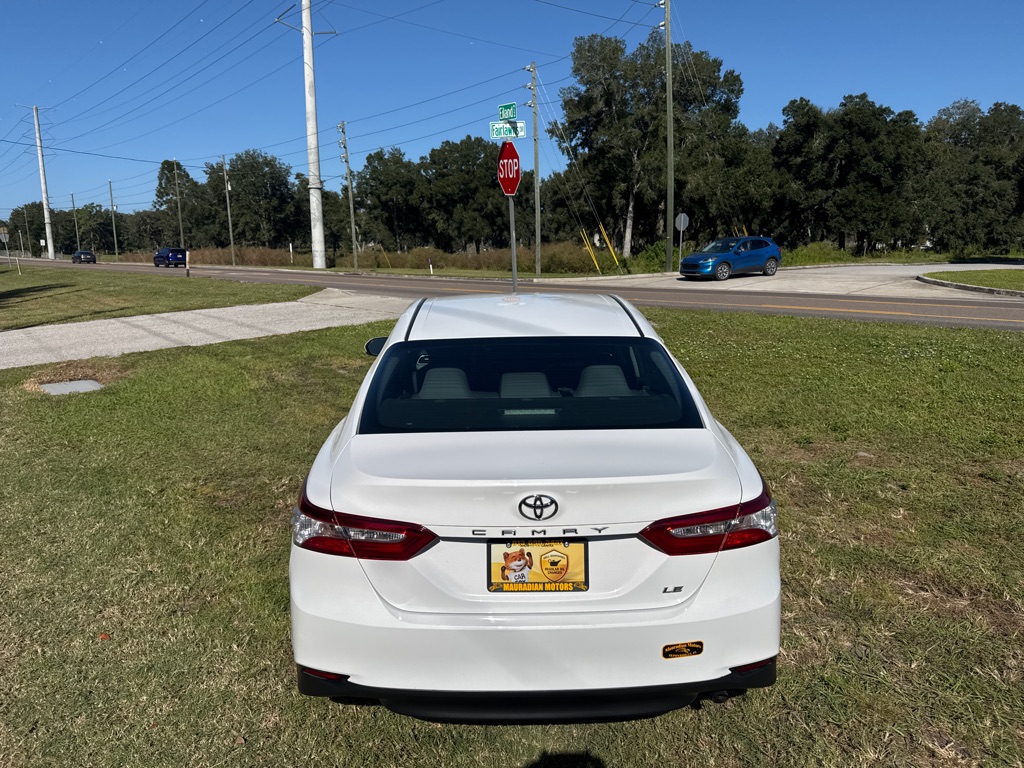 Photo 6 of this TOYOTA CAMRY