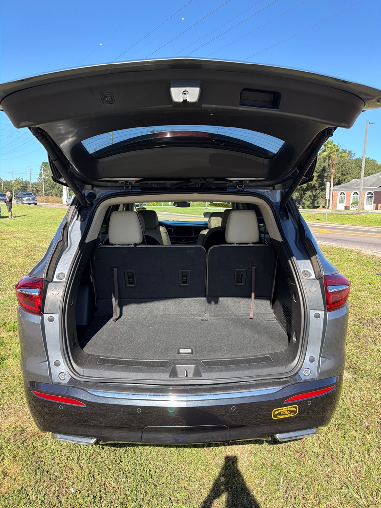 Photo 6 of this BUICK ENCLAVE