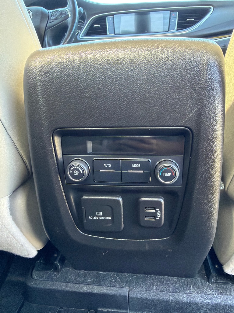 Photo 19 of this BUICK ENCLAVE