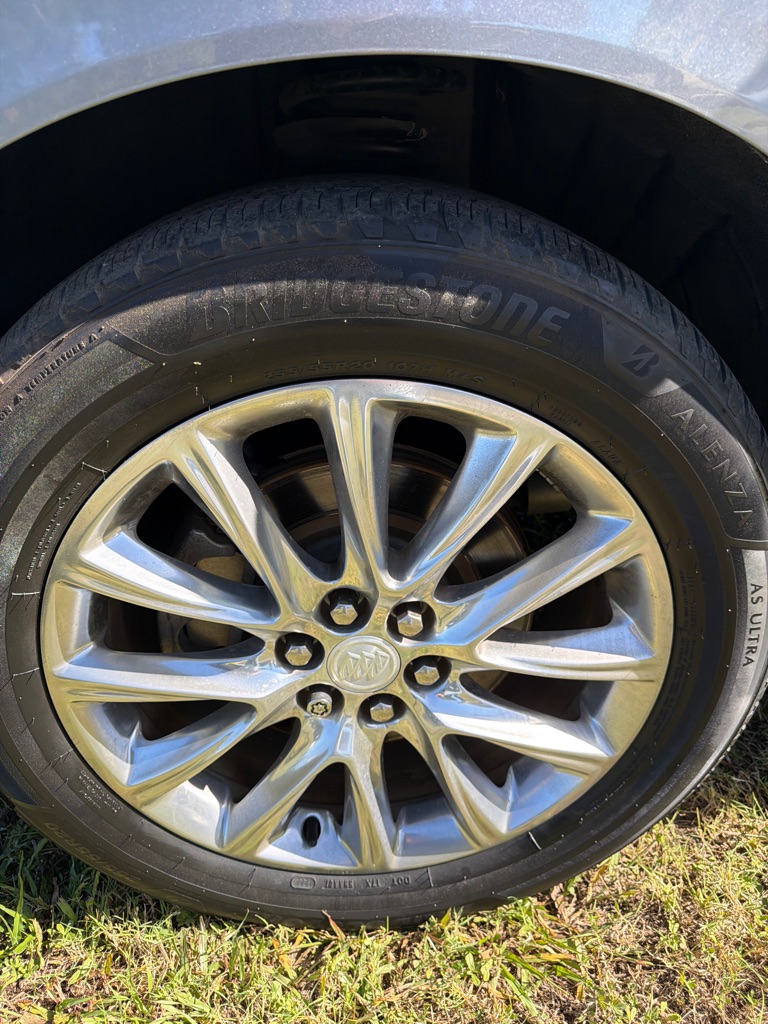 Photo 11 of this BUICK ENCLAVE