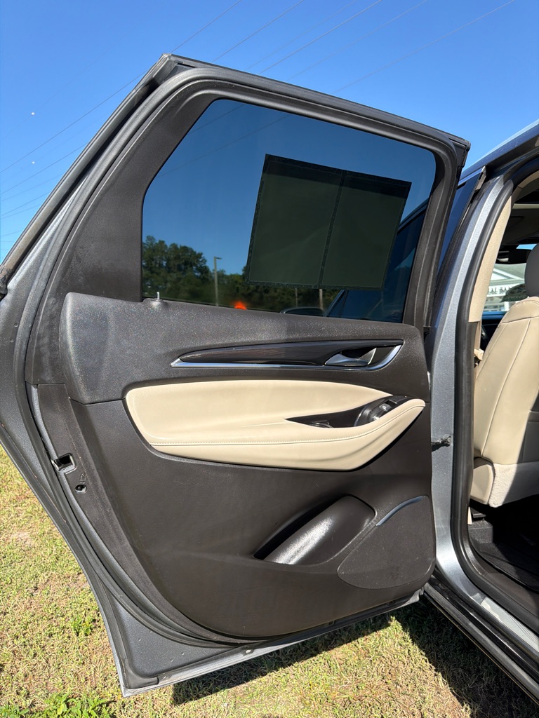 Photo 22 of this BUICK ENCLAVE