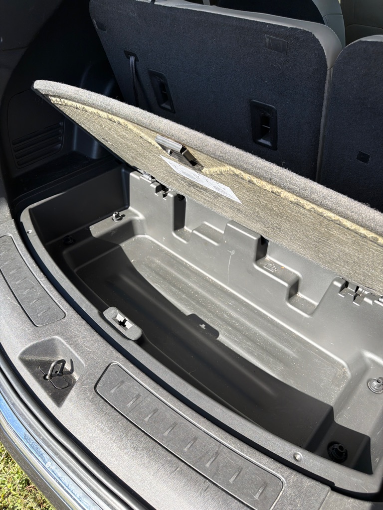 Photo 7 of this BUICK ENCLAVE