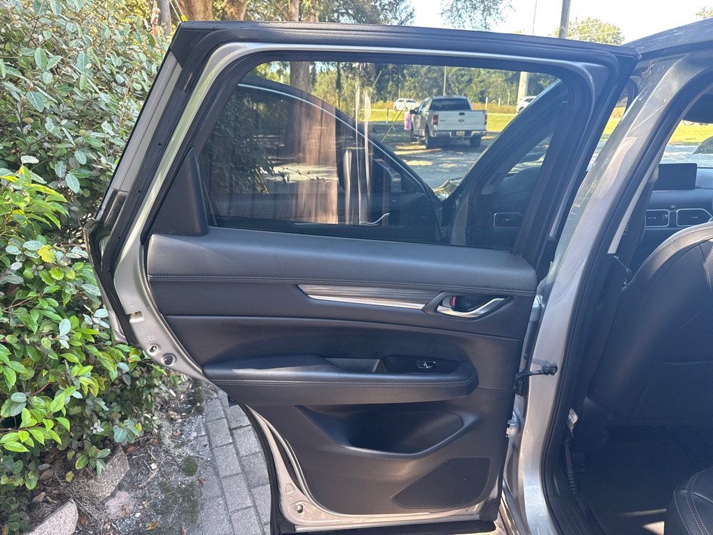 Photo 15 of this MAZDA CX-5