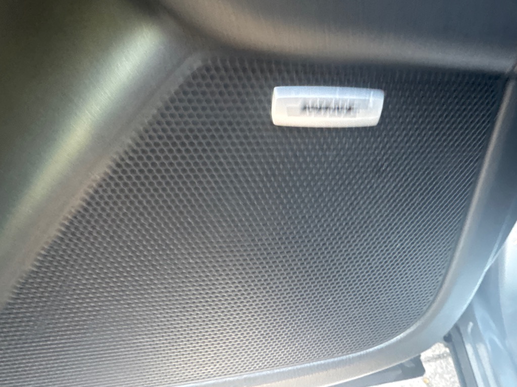 Photo 17 of this MAZDA CX-5