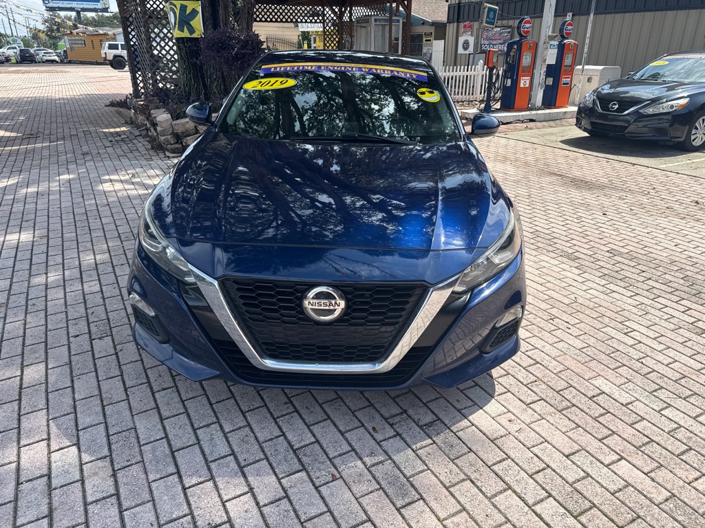Photo 2 of this NISSAN ALTIMA
