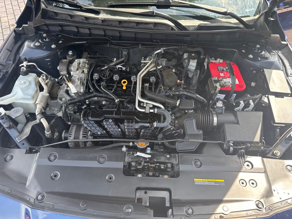 Photo 29 of this NISSAN ALTIMA