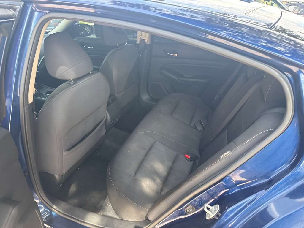 Photo 13 of this NISSAN ALTIMA