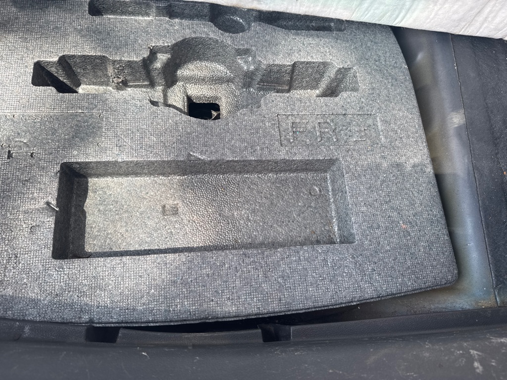 Photo 21 of this NISSAN ALTIMA