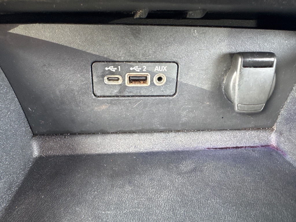 Photo 24 of this NISSAN ALTIMA