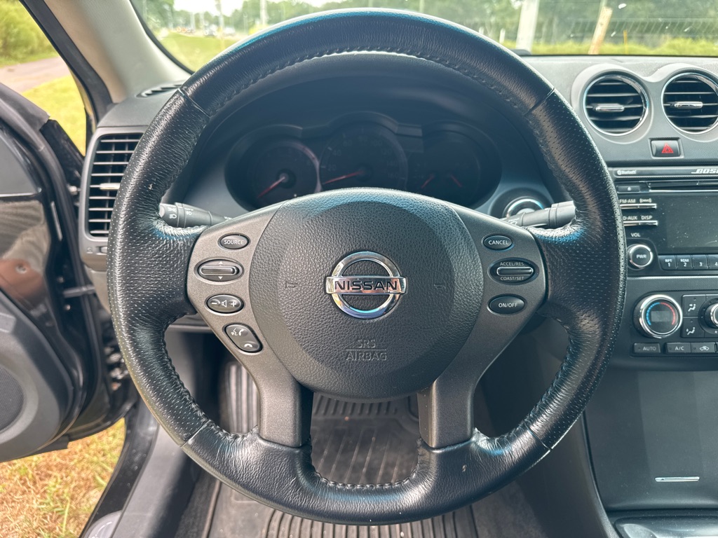 Photo 26 of this NISSAN ALTIMA