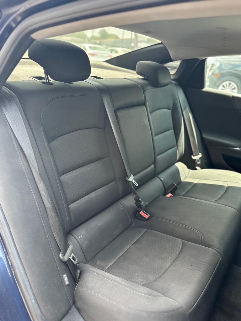 CHEVROLET MALIBU 2016 CHEVROLET MALIBU 1G1ZB5ST1GF355524